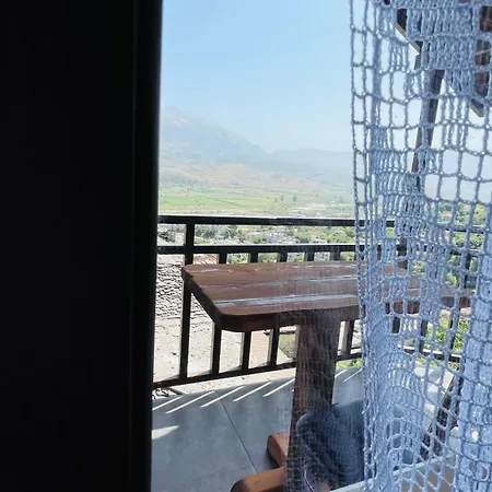 Denis House 1930 Guest house Gjirokaster